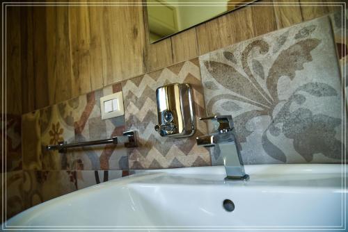 Ένα μπάνιο στο B&B Sicily
