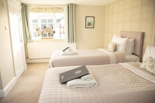 Foto dalla galleria di Crown Inn a Marston Montgomery