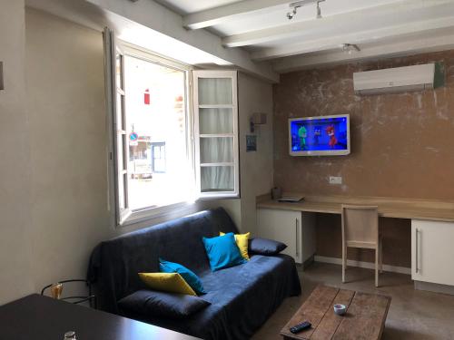 Televisyen dan/atau pusat hiburan di ALBI HOME - Vigan