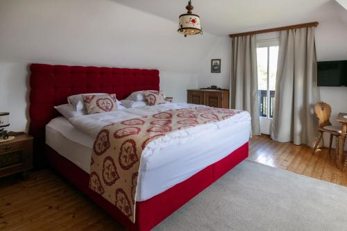 Postel nebo postele na pokoji v ubytování Haus Annerl