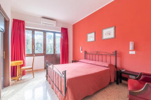 Gallery image of Antica Locanda Cavallino Bianco in Cerveteri