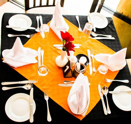 Jídlo v hotelu nebo okolí