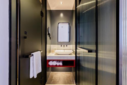 Ванна кімната в PACE HOTEL Suzhou Guanqian Branch