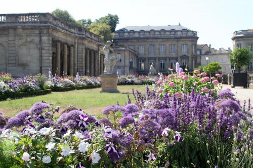 Bordeaux City Gardens