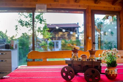 Κήπος έξω από το Guest House Vasilena Самостоятелно наемане FREE PARKING