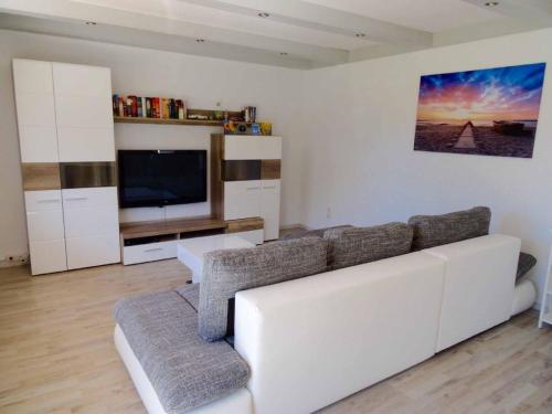 TV a/nebo společenská místnost v ubytování Ferienwohnung Piller 4 Sterne