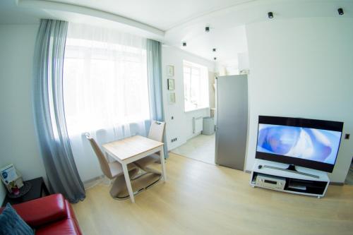 Μια τηλεόραση ή/και κέντρο ψυχαγωγίας στο Modern and fully equipped apartment