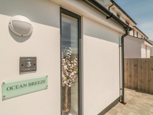 Ocean Breeze – Photos 4
