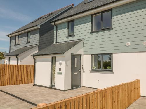 Ocean Breeze – Photos 3