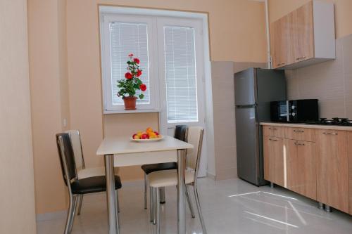 Köök või kööginurk majutusasutuses Keti&Tatia Sisters Apartment - near Old and Central Tbilisi