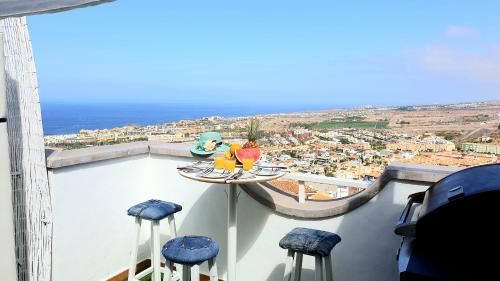 Vintage Meson Ocean View