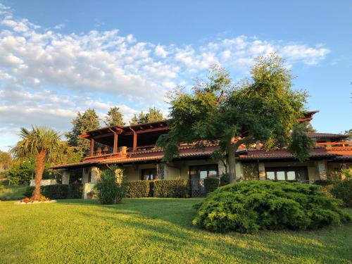 Foto dalla galleria di Casa Vacanze Patrizia a Montefiore dellʼAso