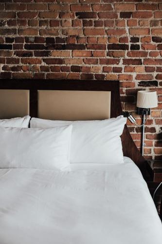 Hotel Nelligan Image