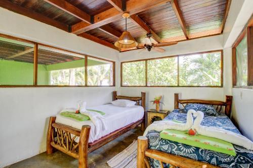 Una cama o camas en una habitación de Casa Verde + Contiki