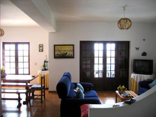 Ruang duduk di Villa Alves