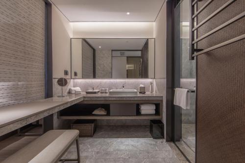 Koupelna v ubytování Joya Shanghai Xujiahui Hotel