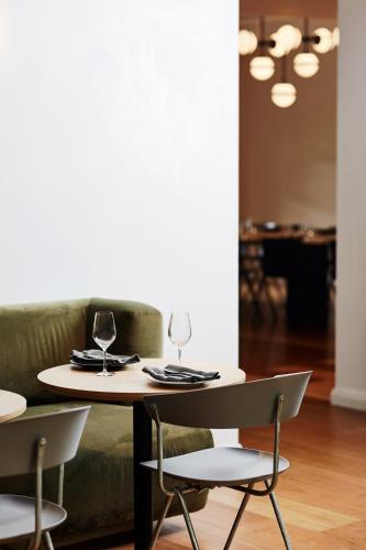 Un lugar para sentarse en The Prince