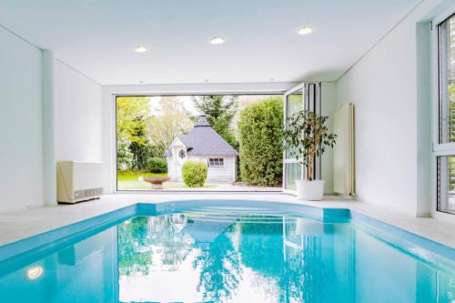 ヴァイル・アム・ラインにあるDreamapartment La Vigna Suite mit eigenem Indoorpool & Sauna - Weil am Rheinのギャラリーの写真