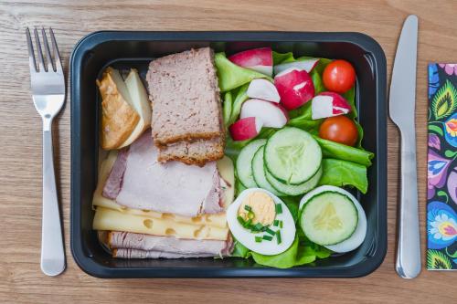 Jídlo v apartmánu nebo okolí