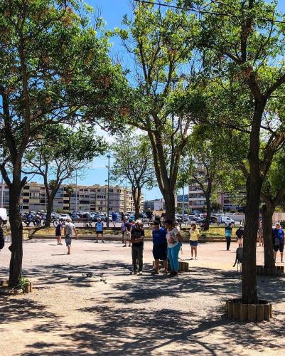 Photo de la galerie de l'établissement charmant studio alcôve à balaruc les bains 2 étoiles, à Balaruc-les-Bains