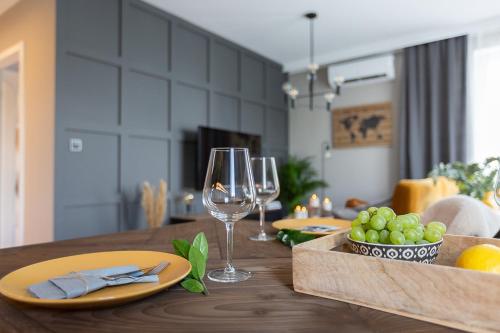 Makanan di atau berdekatan apartmen