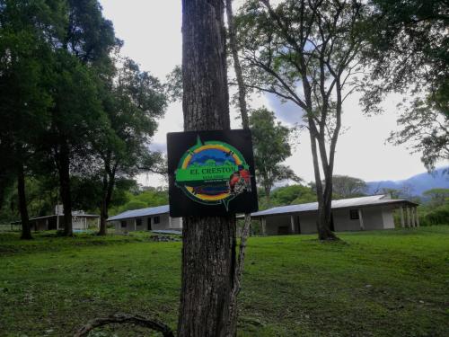 El Crestón, Ecolodge