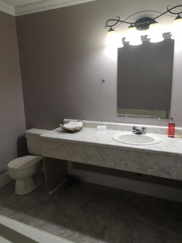 Seaport Inn – Photos 3