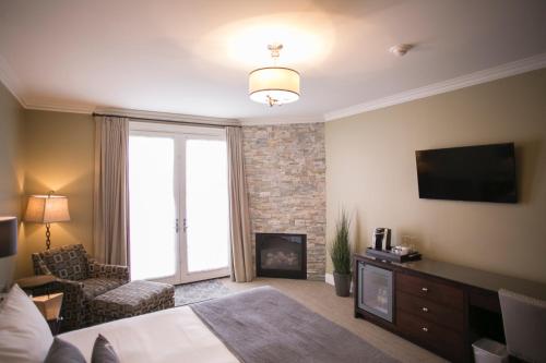 TV a/nebo společenská místnost v ubytování 124 on Queen Hotel & Spa