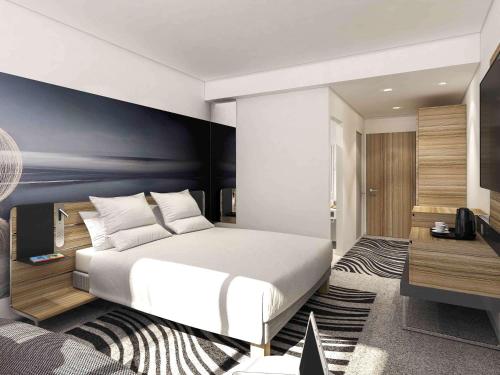 Novotel Manchester Centre Image
