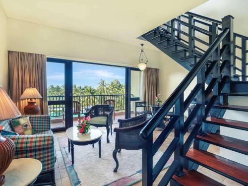 Posezení v ubytování Manado Tateli Resort and Convention