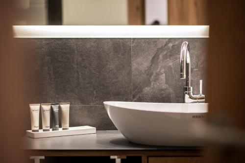 Fotografie z fotogalerie ubytování Hotel Simpaty v destinaci Dobbiaco