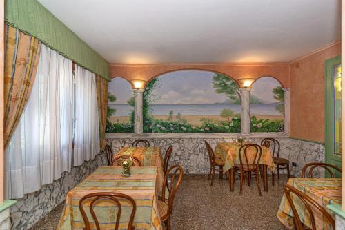 Restoran atau tempat lain untuk makan di Hotel Mariani