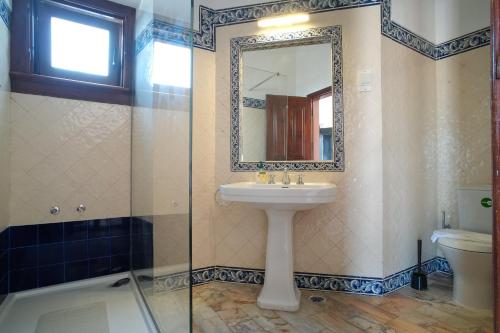 A bathroom at Castle Lisbon Typical