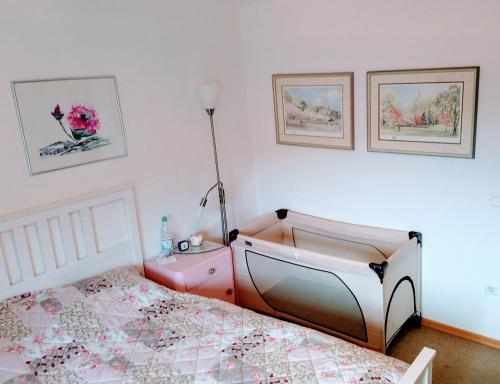 เตียงในห้องที่ Casa la Collina delle Ginestre
