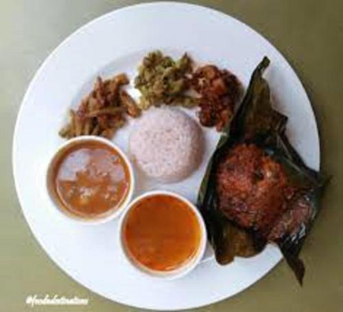 Đồ ăn tại/gần khách sạn