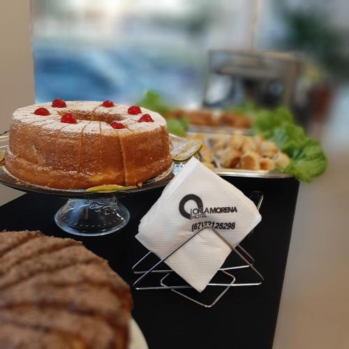 Makanan di atau berdekatan hotel