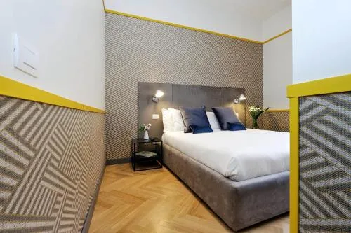 Roma Five Suites photo 3