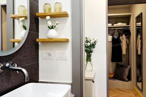 Roma Five Suites photo 53