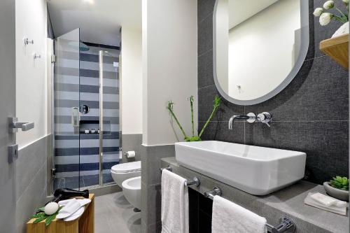 Roma Five Suites photo 56
