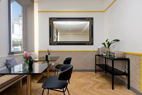 Roma Five Suites photo 28