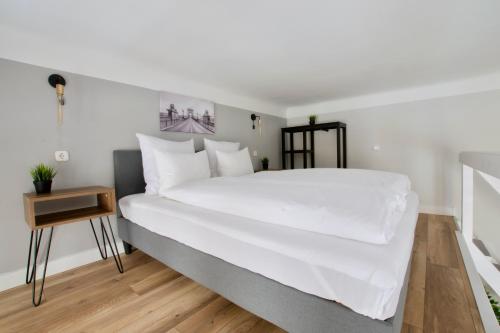 Posteľ alebo postele v izbe v ubytovaní Standard Apartment by Hi5 - Rákóczi 23 Studio