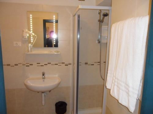 Koupelna v ubytování Hotel Rialto