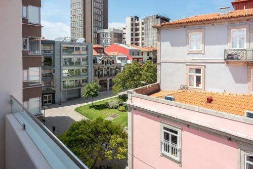 Big Families & Groups Bonjardim views 5 bedrooms 3 bathrooms