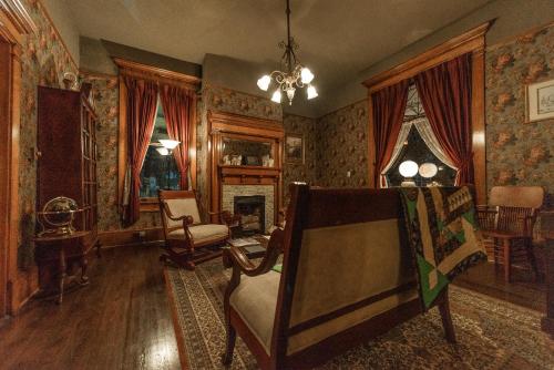 Simmons-Bond Inn Bed & Breakfast – Photos 4
