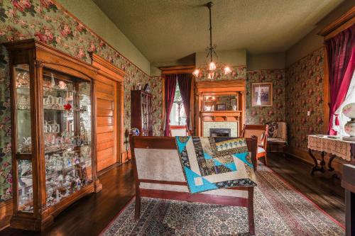 Simmons-Bond Inn Bed & Breakfast – Photos 5