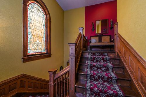 Simmons-Bond Inn Bed & Breakfast – Photos 2