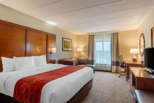 Gallery image of Comfort Suites Southpark in Colonial Heights