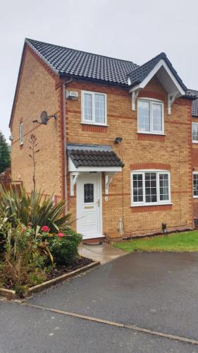 Gallery image of Anvil Drive - Birmingham BnBs in Oldbury