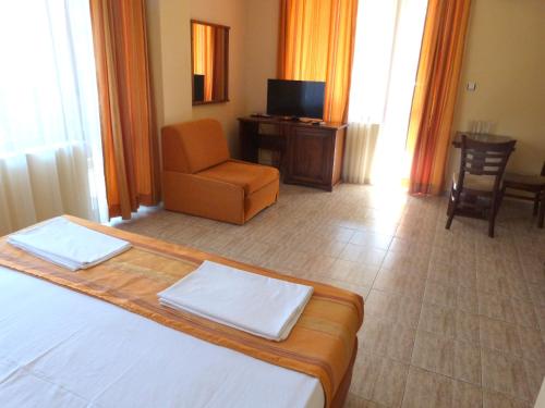 โทรทัศน์และ/หรือระบบความบันเทิงของ Beroe