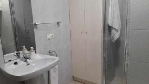 Koupelna v ubytování Apartamentos CAN GUSI
